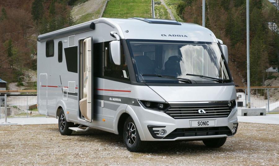  Adria Sonic Supreme 710 2016 года  (фото 1 из 6)